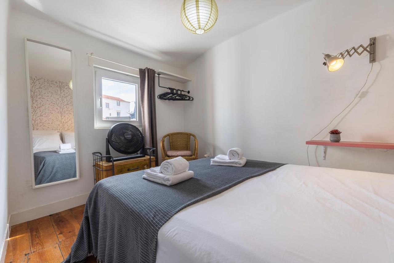 Alfama 2Bdr Duplex Apartment W/ Balcony By Lovelystay Lisbon Exterior photo