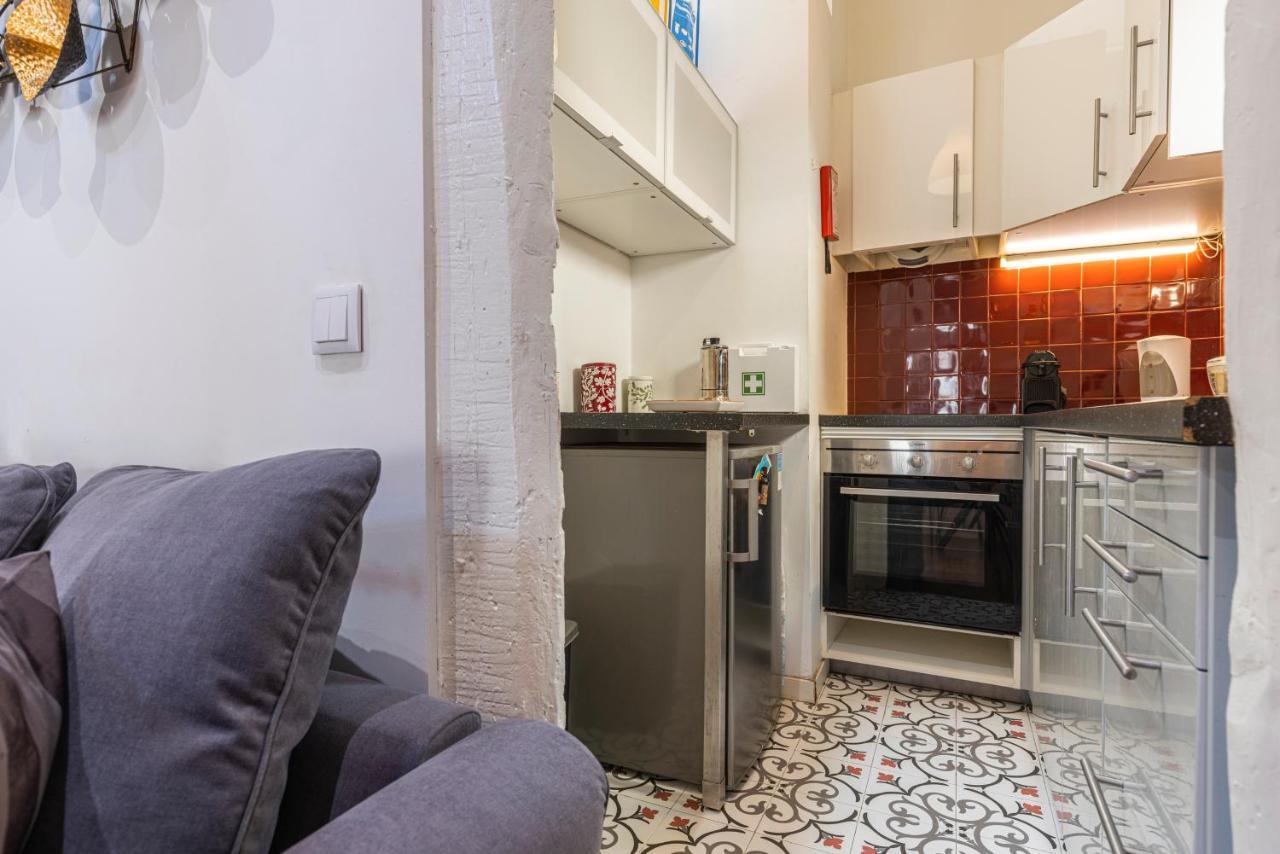 Alfama 2Bdr Duplex Apartment W/ Balcony By Lovelystay Lisbon Exterior photo