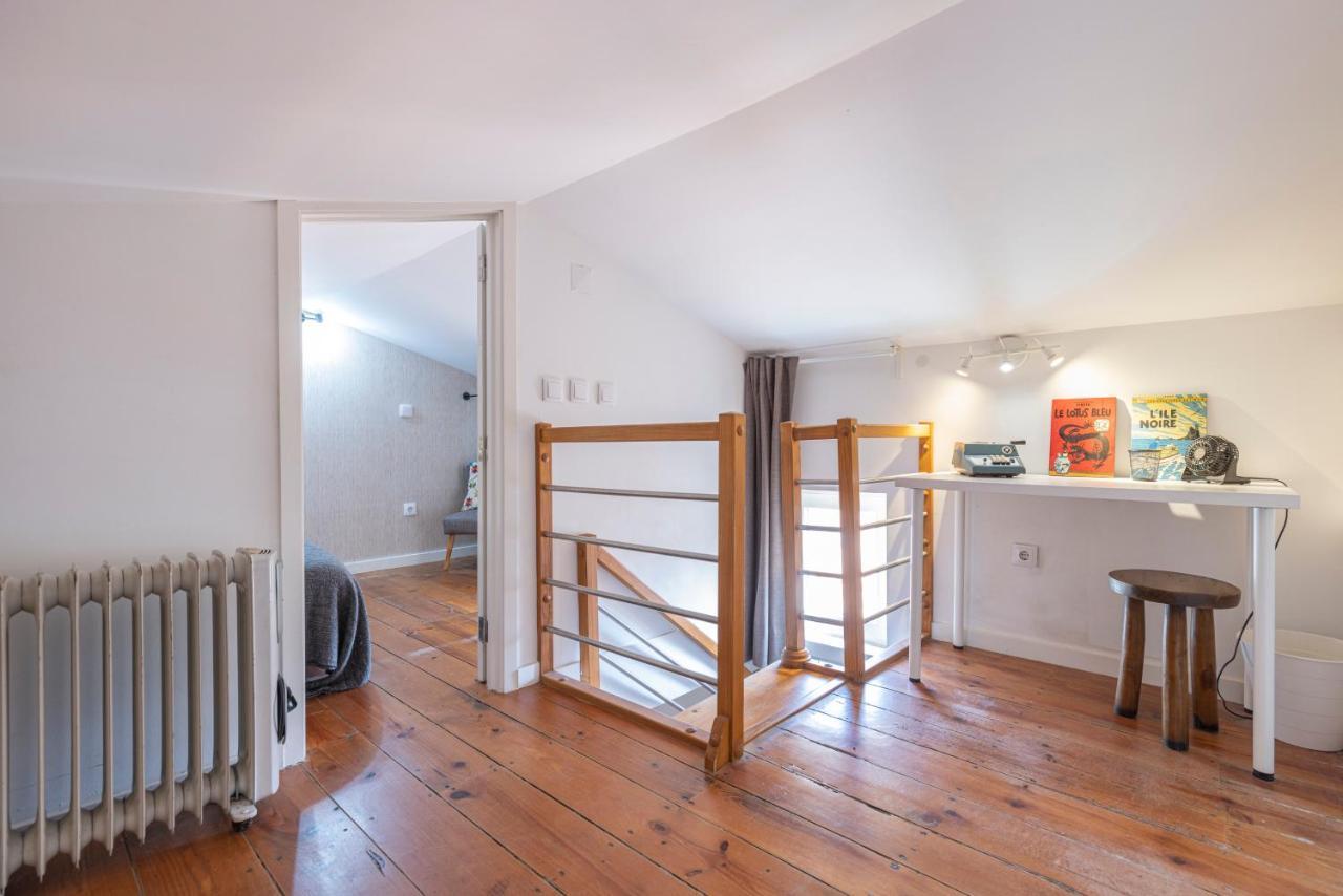 Alfama 2Bdr Duplex Apartment W/ Balcony By Lovelystay Lisbon Exterior photo