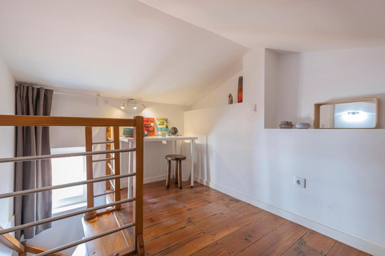 Alfama 2Bdr Duplex Apartment W/ Balcony By Lovelystay Lisbon Exterior photo